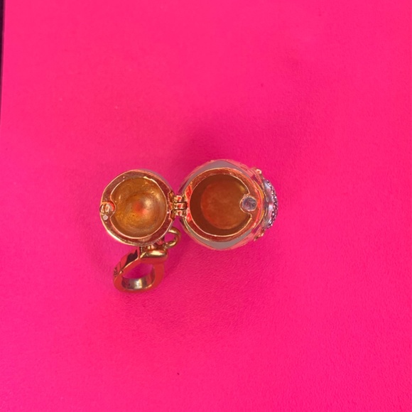 Juicy Couture Russian Matryoshka Doll Charm - Picture 3 of 5